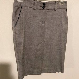 Bebe Pencil skirt